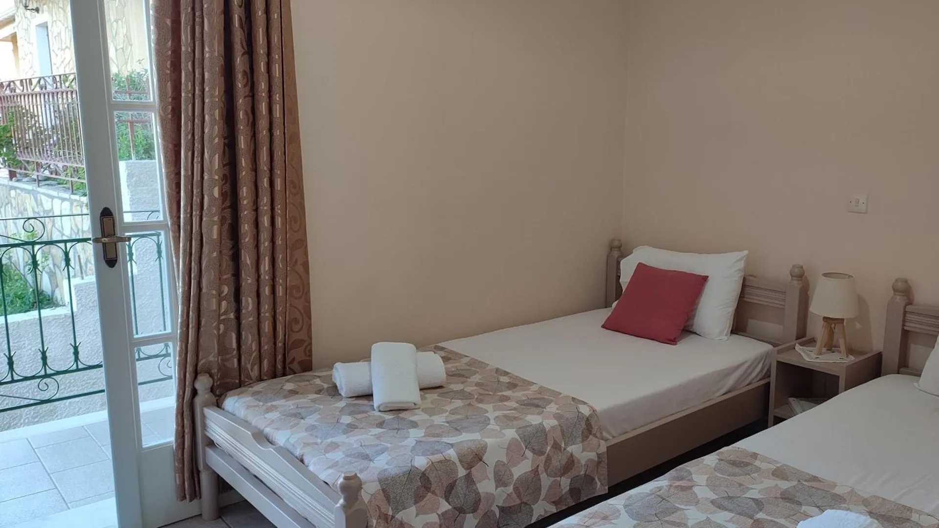 Dimitra'S Comfort Apartment Dilinata 0*,