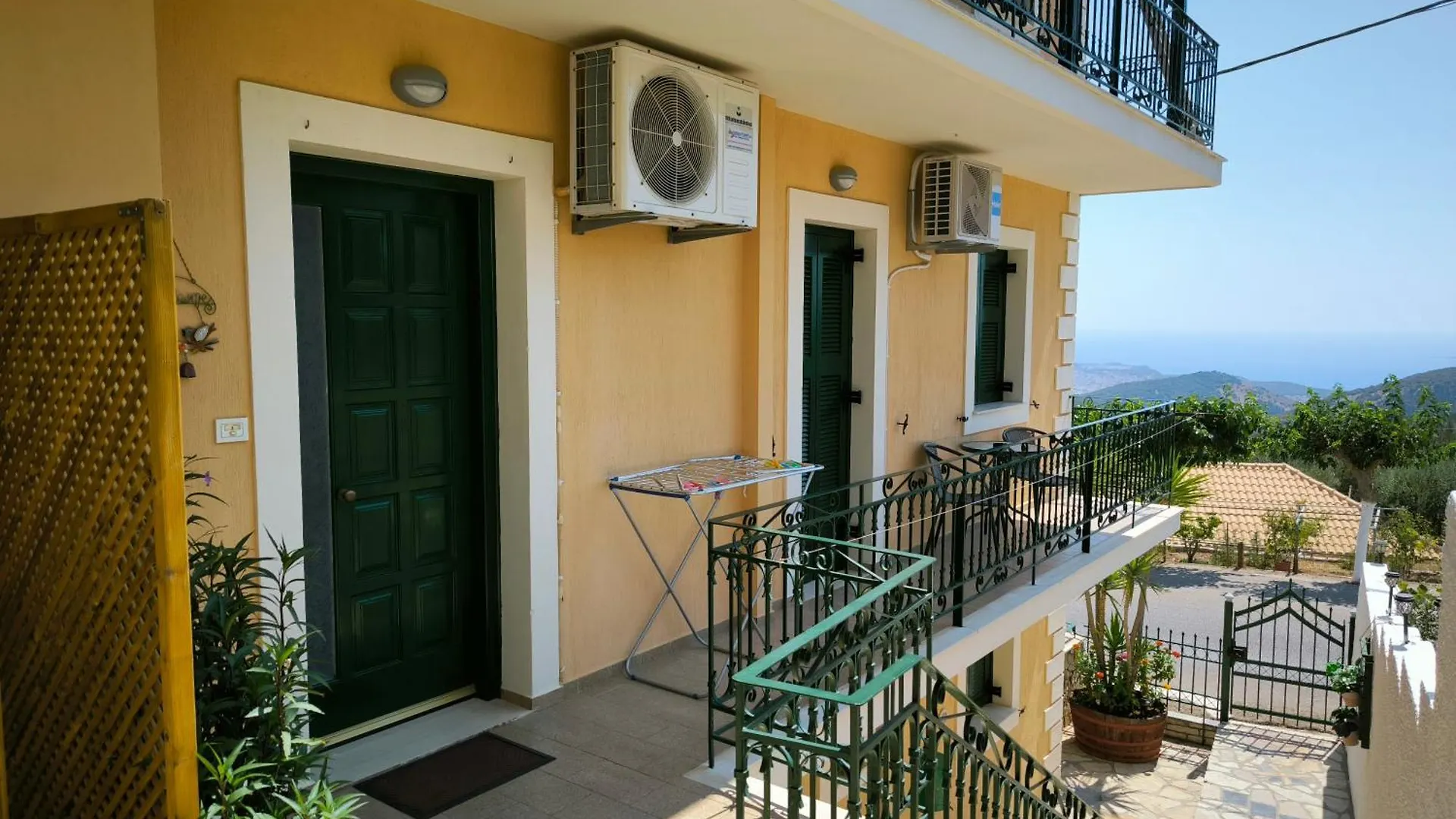 Dimitra'S Comfort Apartment Dilinata